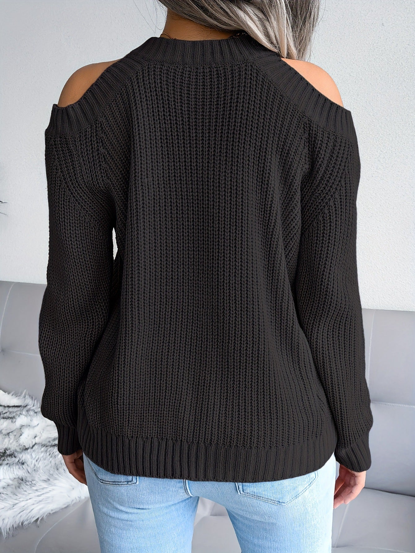 Solid Crew Neck Knit Sweater – Classic Loose Fit
